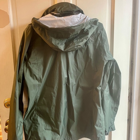 Marmot Olive Green Rain Jacket / Windbreaker - Picture 2 of 3